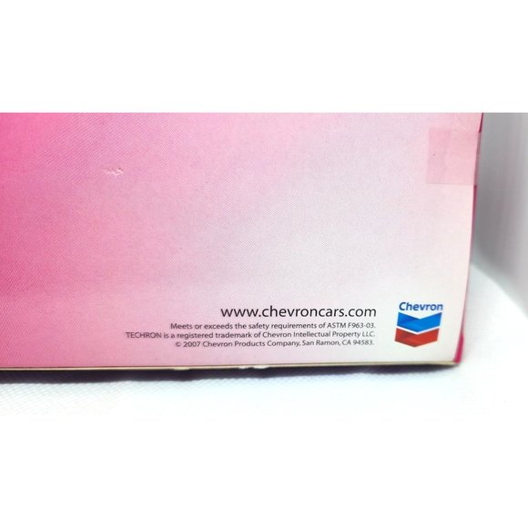 Chevron Cars Special Edition "Courage Pink" 2007 - Breast Cancer Awareness Toy - Picture 11 of 13